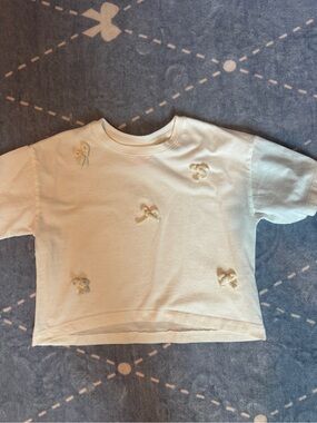 Zara Cream Short-Sleeve Tee with Bow Appliqués